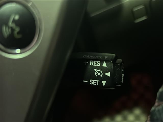 クラウン 2.5アスリート アニバーサリーエディション 純正8インチナビ サンルーフ 本革シート ワンセグテレビ 走行中視聴可能 DVD視聴可能 Bluetooth バックカメラ メモリーパワーシート シートヒーター&ベンチレーション 電動リアサンシェード(26枚目)