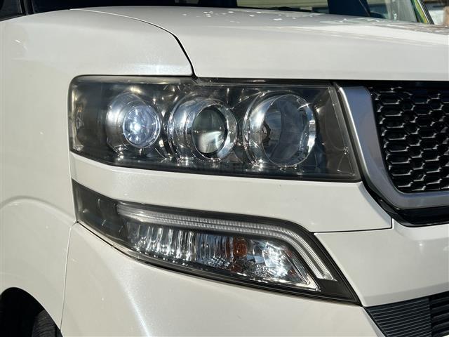 Ｎ－ＢＯＸ ２トーンカラースタイルモデューロＸ　Ｇ・ターボパック　純正ディスプレイオーディオ／ワンセグＴＶ／両側パワスラ／レザーステアリング／パドルシフト／プッシュスタート／ＵＳＢ／ＡＵＴＯライト／レザー調シートカバー／ドラレコ／（8枚目）