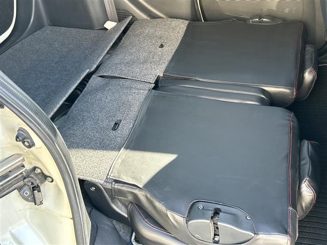 Ｎ－ＢＯＸ ２トーンカラースタイルモデューロＸ　Ｇ・ターボパック　純正ディスプレイオーディオ／ワンセグＴＶ／両側パワスラ／レザーステアリング／パドルシフト／プッシュスタート／ＵＳＢ／ＡＵＴＯライト／レザー調シートカバー／ドラレコ／（40枚目）