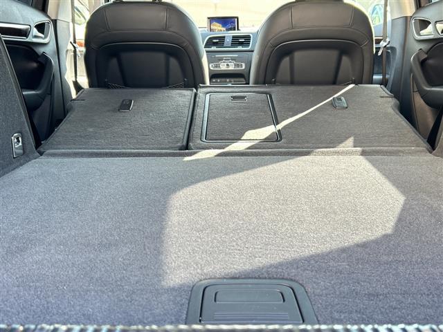 Ｑ３ １．４ＴＦＳＩスポーツ　黒革シート／純正ナビ／バックカメラ／ＥＴＣ／シートヒーター／コーナーセンサー／アイドリングストップ／パワーシート／パワーバックドア／ワンセグＴＶ／（39枚目）