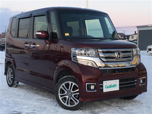 G SSパッケージ 4WD 横滑り防止 両パワスラ シートヒーター ミラーヒーター ETC オートライト HID 外メモリナビ DVD BT フルセグTV バックカメラ オートエアコン ベンチシート ステアリングリモコン(4枚目)