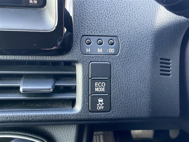 ノア Si ・4WD・ワンオーナー・寒冷地仕様・ALPINESDメモリナビ(BT・CD・DVD・USB・フルセグ・ラジオ)・社外テレビキャンセラー・アルパイン10.1インチフリップダウンモニター(27枚目)