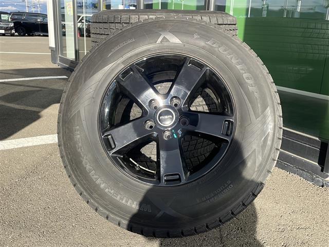 ジープ・ラングラーアンリミテッド スポーツ　４ＷＤ　社外７インチナビ　フルセグＴＶ　テレビキッド　リモコンキー　ＥＴＣ　前後ドラレコ　純正フロアマットバックカメラ　ＬＥＤヘッドライト　ミラーヒーター　純正アルミホイール（40枚目）