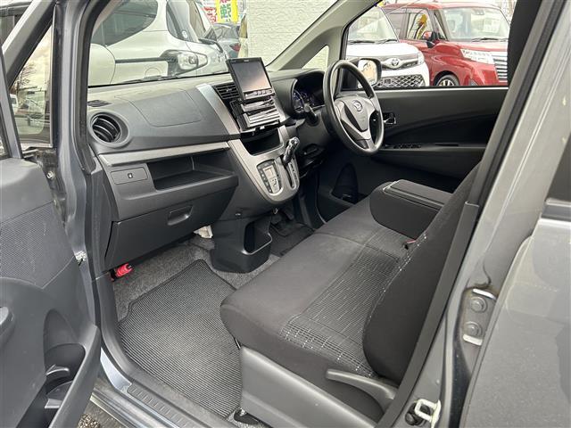 ムーヴ カスタム　Ｘ　ＳＡ　・社外ナビ（ワンセグテレビ／ＨＤＤ／ＣＤ／ＤＶＤ／ＭＤ）・ＥＴＣ・衝突被害軽減システム・横滑り防止装置・アイドリングストップ・電動格納ミラー・ウィンカーミラー・プッシュスタート（31枚目）