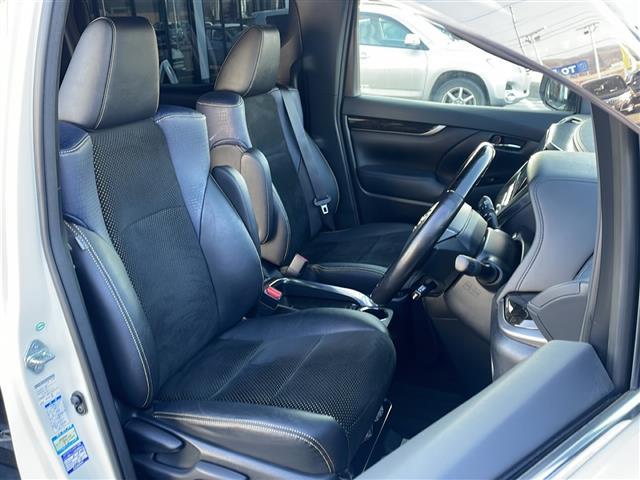 ヴェルファイア ２．５Ｚ　Ａエディション　ゴールデンアイズ　純正ＳＤナビ　後席モニター１２．８インチ　ＥＴＣ　追従式クルーズコントロール　革巻きステアリング　ステアリングスイッチ　フロントワイパーデアイサー　両側パワスラ　プリクラッシュセーフティ（8枚目）