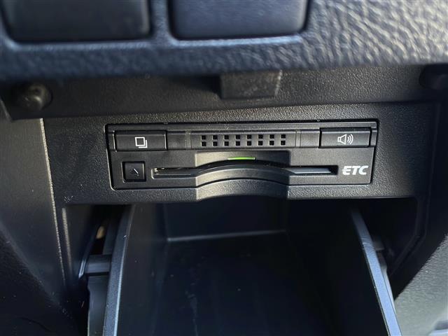 ヴェルファイア ２．５Ｚ　Ａエディション　ゴールデンアイズ　純正ＳＤナビ　後席モニター１２．８インチ　ＥＴＣ　追従式クルーズコントロール　革巻きステアリング　ステアリングスイッチ　フロントワイパーデアイサー　両側パワスラ　プリクラッシュセーフティ（32枚目）