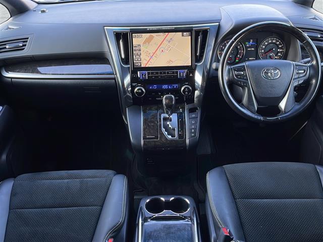 ヴェルファイア ２．５Ｚ　Ａエディション　ゴールデンアイズ　純正ＳＤナビ　後席モニター１２．８インチ　ＥＴＣ　追従式クルーズコントロール　革巻きステアリング　ステアリングスイッチ　フロントワイパーデアイサー　両側パワスラ　プリクラッシュセーフティ（42枚目）