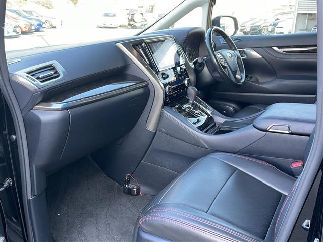 ヴェルファイア Ｚ　Ｇエディション　・モデリスタフルエアロ・４ＷＤ・純正１０インチナビ（ＡＭ／ＦＭ／ＣＤ／ＤＶＤ／ＢＴ／ＡＵＸ／ＵＳＢ／フルセグ）・ＪＢＬサウンド・両側パワースライドドア・パワーシート（メモリー付き）（8枚目）