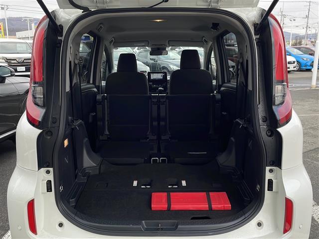 シエンタ ハイブリッドX ・4WD・社外SDナビ(BT・CD・ラジオ)・バックカメラ・片側パワースライドドア・レーダークルーズコントロール・ビルドインETC・オートライト・オートマチックハイビーム・レーンキープアシスト(20枚目)