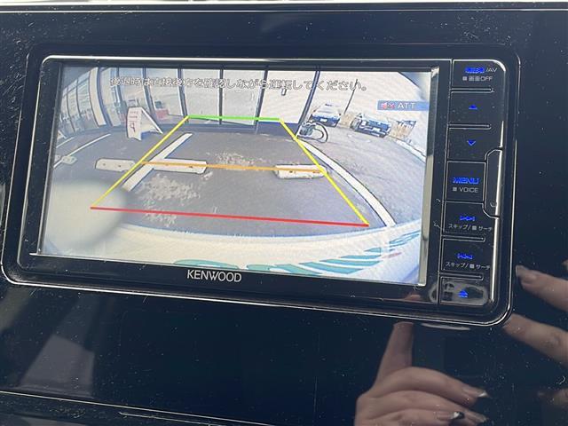 シエンタ ハイブリッドX ・4WD・社外SDナビ(BT・CD・ラジオ)・バックカメラ・片側パワースライドドア・レーダークルーズコントロール・ビルドインETC・オートライト・オートマチックハイビーム・レーンキープアシスト(24枚目)