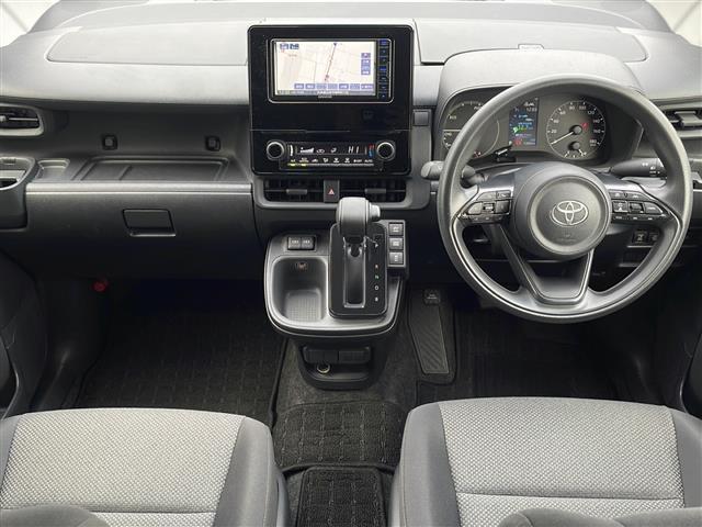 シエンタ ハイブリッドX ・4WD・社外SDナビ(BT・CD・ラジオ)・バックカメラ・片側パワースライドドア・レーダークルーズコントロール・ビルドインETC・オートライト・オートマチックハイビーム・レーンキープアシスト(42枚目)