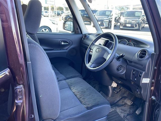 タント Gスペシャル 4WD・純正SDナビ(ワンセグ ラジオ Bluetooth)・片側パワースライドドア・バックカメラ・スマートキー・フォグライト・純正フロアマット・ドアバイザー・純正アルミホイール付夏タイヤ積込(10枚目)