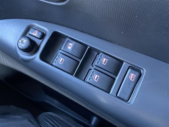 タント Gスペシャル 4WD・純正SDナビ(ワンセグ ラジオ Bluetooth)・片側パワースライドドア・バックカメラ・スマートキー・フォグライト・純正フロアマット・ドアバイザー・純正アルミホイール付夏タイヤ積込(26枚目)