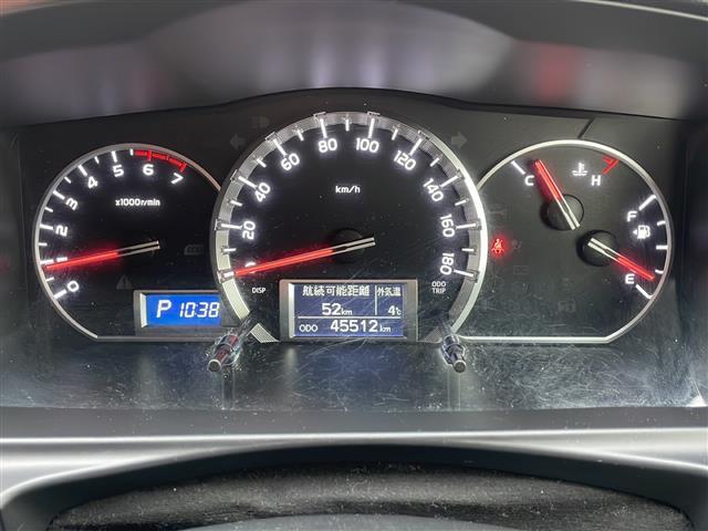 ハイエースバン ロングワイドスーパーGL ・4WD・キャンピング仕様・シンク・冷蔵庫・電子レンジ・FFヒーター・換気扇・テレビ・外部電源・取り外しテーブル・可変式ベッド・社外SDメモリナビ・・バックカメラ・片側パワースライドドア(27枚目)