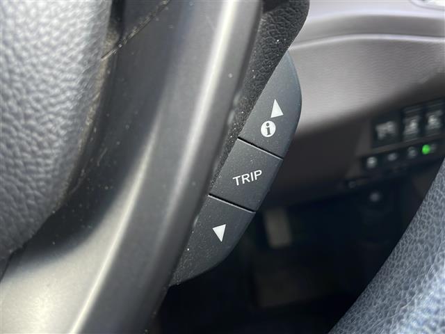 フリード Ｇ・ホンダセンシング　・４ＷＤ・社外ＳＤメモリナビ（ＣＤ・ＤＶＤ・ＢＴ・フルセグ・ＳＤ・ｉｐｏｄ）・バックカメラ・両側パワースライドドア・横滑り防止装置・ワイパーデアイサー・ホンダセンシング・ビルトインＥＴＣ（26枚目）