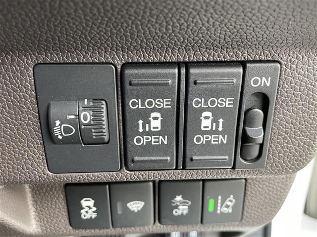 フリード Ｇ・ホンダセンシング　・４ＷＤ・社外ＳＤメモリナビ（ＣＤ・ＤＶＤ・ＢＴ・フルセグ・ＳＤ・ｉｐｏｄ）・バックカメラ・両側パワースライドドア・横滑り防止装置・ワイパーデアイサー・ホンダセンシング・ビルトインＥＴＣ（35枚目）