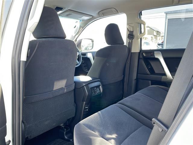 ランドクルーザープラド TX 寒冷地仕様 ワンオーナー 社外ナビ&BT&CD&DVD&TV トヨタセーフティセンス レーダークルコン レーンキープアシスト 純正フロアマット スマートキー スペアキー LEDヘッドライト(15枚目)