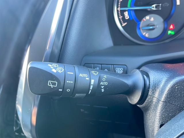 アルファードハイブリッド SR 純正ナビ JBLサウンド 後席モニター 衝突軽減システム オートクルーズ 両側パワスラ HIDヘッドライト フォグライト ビルトインETC スマートキー 横滑り防止 ウッドコンビハンドル(28枚目)