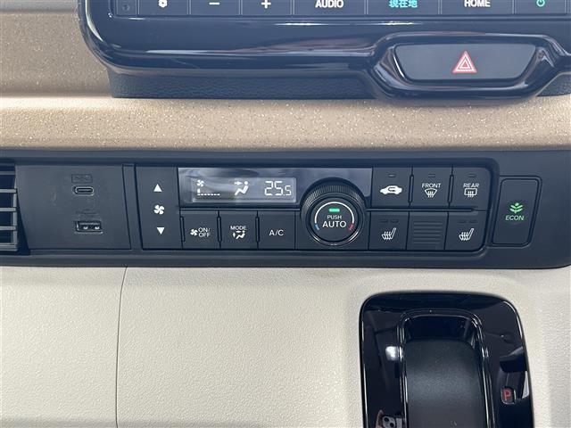 N-BOX ベースグレード バックカメラ/Honda SENSING/電動パーキングブレーキ/オートマチックブレーキホールド/コンビニフック付きシートバックテーブル/オートリトラミラー/純正フロアマット/スペアキー/ドアバイザー(12枚目)