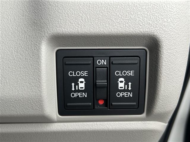 N-BOX ベースグレード バックカメラ/Honda SENSING/電動パーキングブレーキ/オートマチックブレーキホールド/コンビニフック付きシートバックテーブル/オートリトラミラー/純正フロアマット/スペアキー/ドアバイザー(14枚目)