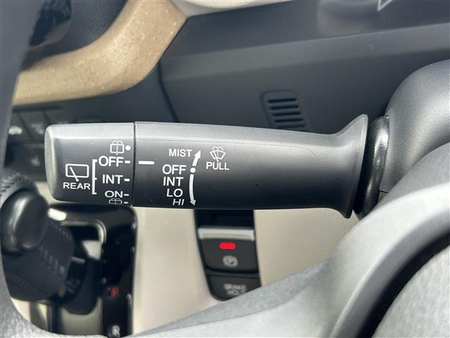 N-BOX ベースグレード バックカメラ/Honda SENSING/電動パーキングブレーキ/オートマチックブレーキホールド/コンビニフック付きシートバックテーブル/オートリトラミラー/純正フロアマット/スペアキー/ドアバイザー(22枚目)