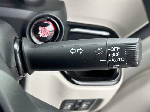 N-BOX ベースグレード バックカメラ/Honda SENSING/電動パーキングブレーキ/オートマチックブレーキホールド/コンビニフック付きシートバックテーブル/オートリトラミラー/純正フロアマット/スペアキー/ドアバイザー(23枚目)