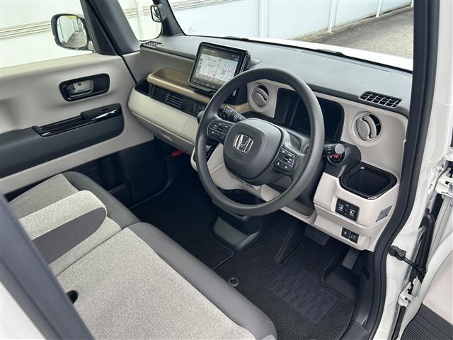N-BOX ベースグレード バックカメラ/Honda SENSING/電動パーキングブレーキ/オートマチックブレーキホールド/コンビニフック付きシートバックテーブル/オートリトラミラー/純正フロアマット/スペアキー/ドアバイザー(25枚目)