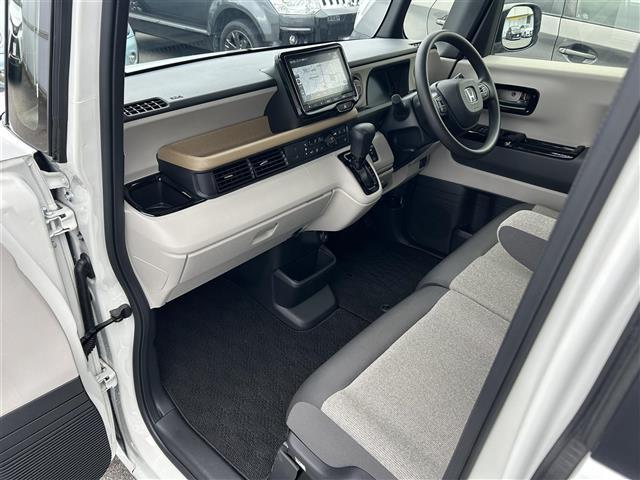 N-BOX ベースグレード バックカメラ/Honda SENSING/電動パーキングブレーキ/オートマチックブレーキホールド/コンビニフック付きシートバックテーブル/オートリトラミラー/純正フロアマット/スペアキー/ドアバイザー(28枚目)