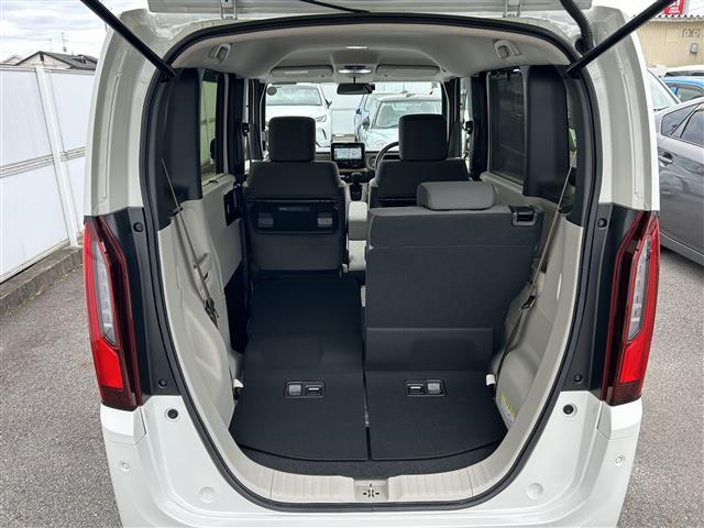 N-BOX ベースグレード バックカメラ/Honda SENSING/電動パーキングブレーキ/オートマチックブレーキホールド/コンビニフック付きシートバックテーブル/オートリトラミラー/純正フロアマット/スペアキー/ドアバイザー(37枚目)