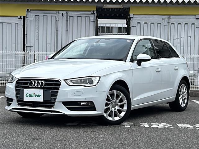 A3 スポーツバック1.4TFSI 純正MMIナビ/AM/FM/CD/DVD/AMI/BT/フルセグ/ジュークBOX/ACC/ETC/クリアランスソナー/オートHIDヘッドライト/ステアリモコン/Audimaltimedia/スペアキー(6枚目)