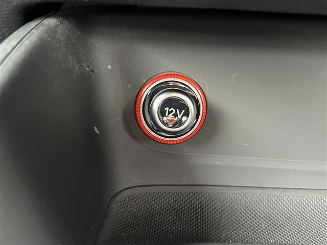 A3 スポーツバック1.4TFSI 純正MMIナビ/AM/FM/CD/DVD/AMI/BT/フルセグ/ジュークBOX/ACC/ETC/クリアランスソナー/オートHIDヘッドライト/ステアリモコン/Audimaltimedia/スペアキー(13枚目)