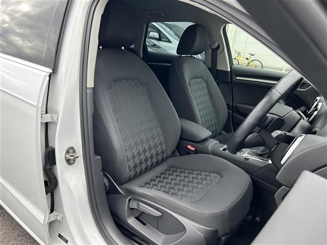 A3 スポーツバック1.4TFSI 純正MMIナビ/AM/FM/CD/DVD/AMI/BT/フルセグ/ジュークBOX/ACC/ETC/クリアランスソナー/オートHIDヘッドライト/ステアリモコン/Audimaltimedia/スペアキー(27枚目)