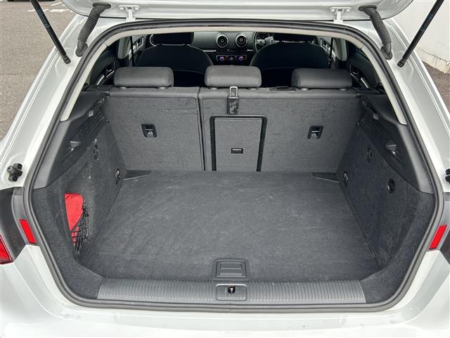 A3 スポーツバック1.4TFSI 純正MMIナビ/AM/FM/CD/DVD/AMI/BT/フルセグ/ジュークBOX/ACC/ETC/クリアランスソナー/オートHIDヘッドライト/ステアリモコン/Audimaltimedia/スペアキー(35枚目)