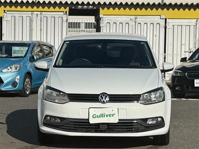 ポロ TSIコンフォートラインアップグレードパック SDナビ/フルセグTV/FM/AM/BT/DS/USB/AUX/バックカメラ/ETC/トノカバー/クルーズコントロール//横滑り防止装置/衝突被害軽減ブレーキ/アイドリングストップ/リモコンキー(2枚目)