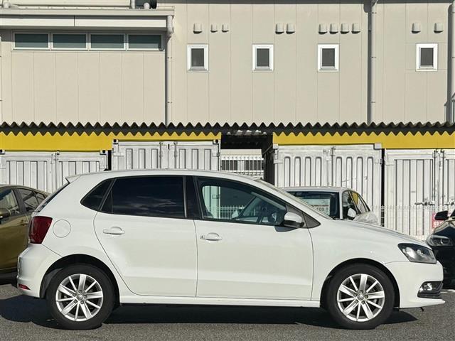 ポロ TSIコンフォートラインアップグレードパック SDナビ/フルセグTV/FM/AM/BT/DS/USB/AUX/バックカメラ/ETC/トノカバー/クルーズコントロール//横滑り防止装置/衝突被害軽減ブレーキ/アイドリングストップ/リモコンキー(5枚目)