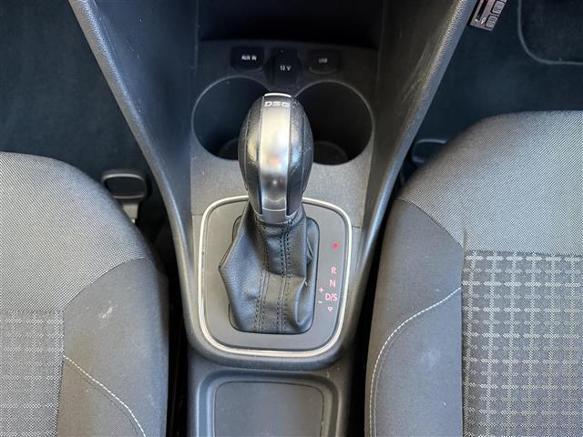 ポロ TSIコンフォートラインアップグレードパック SDナビ/フルセグTV/FM/AM/BT/DS/USB/AUX/バックカメラ/ETC/トノカバー/クルーズコントロール//横滑り防止装置/衝突被害軽減ブレーキ/アイドリングストップ/リモコンキー(14枚目)