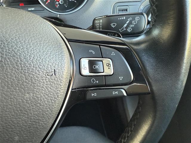 ポロ TSIコンフォートラインアップグレードパック SDナビ/フルセグTV/FM/AM/BT/DS/USB/AUX/バックカメラ/ETC/トノカバー/クルーズコントロール//横滑り防止装置/衝突被害軽減ブレーキ/アイドリングストップ/リモコンキー(21枚目)