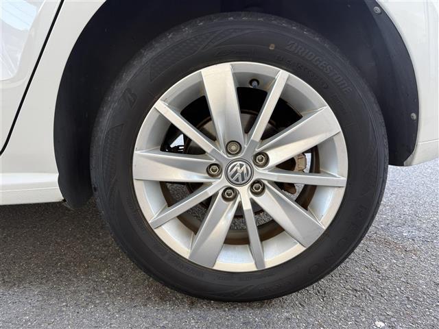 ポロ TSIコンフォートラインアップグレードパック SDナビ/フルセグTV/FM/AM/BT/DS/USB/AUX/バックカメラ/ETC/トノカバー/クルーズコントロール//横滑り防止装置/衝突被害軽減ブレーキ/アイドリングストップ/リモコンキー(36枚目)