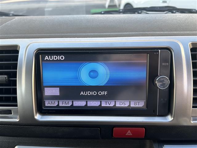 ハイエースバン ロングスーパーGL ワンオーナー/純正SDナビ/AM/FM/CD/DVD/DS/BT/バックカメラ/ETC/両側パワースライドドア/バックドアイージークローザー/リアクーラー/リアヒーター/純正ドアバイザー/スペアキー(11枚目)