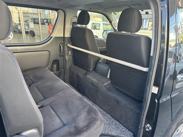 ハイエースバン ロングスーパーGL ワンオーナー/純正SDナビ/AM/FM/CD/DVD/DS/BT/バックカメラ/ETC/両側パワースライドドア/バックドアイージークローザー/リアクーラー/リアヒーター/純正ドアバイザー/スペアキー(26枚目)