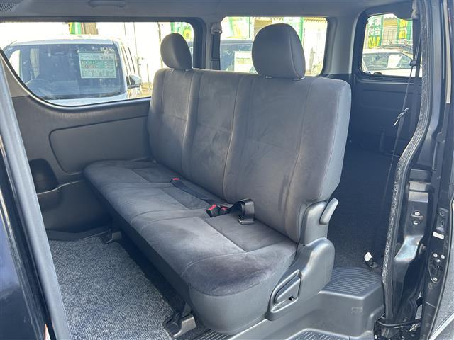 ハイエースバン ロングスーパーGL ワンオーナー/純正SDナビ/AM/FM/CD/DVD/DS/BT/バックカメラ/ETC/両側パワースライドドア/バックドアイージークローザー/リアクーラー/リアヒーター/純正ドアバイザー/スペアキー(29枚目)