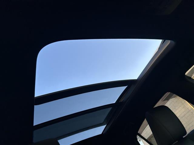 ハリアー プレミアム スタイルモーヴ パノラマルーフ/ALPINEナビ/フルセグTV/バックカメラ/ETC/ドライブレコーダー/レーダークルーズコントロール/プリクラッシュセーフティ/電動リアゲート/オートハイビーム/パワーシート(32枚目)