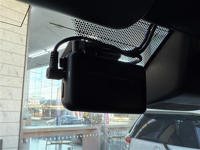 N-ONE RS 純正メモリナビ/HondaSENSING/追従機能付きクルーズコントロール/オートマチックハイビーム/電動パーキングブレーキ/オートブレーキホールドスイッチ/レーンアシスト/シートヒーター/ETC(4枚目)