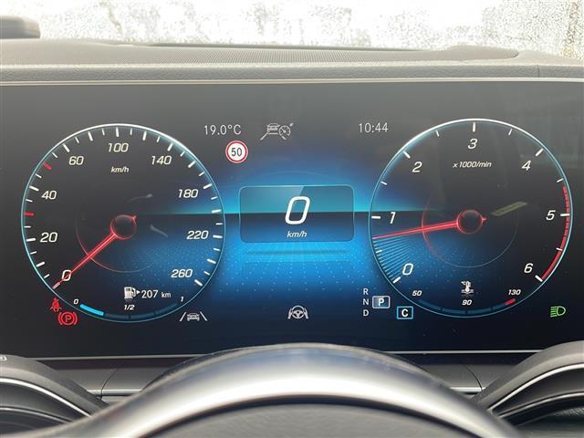 ＧＬＥ ＧＬＥ４００ｄ　４マチックスポーツ　１オーナー／パノラマスライディングルーフ／レーダーセーフティＰＫＧ／レザー／Ｂｕｒｍｅｓｔｅｒ／純正１２．３型ナビ／フルセグ／ＢＴ／ＵＳＢ／３６０°ビュー／ＥＴＣ２．０／ドラレコ／パワーバックドア（10枚目）