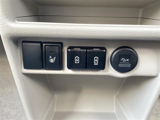 アルトラパン Ｌ　１オーナー／セーフティサポート／全周囲カメラ／社外８型ＳＤナビ／フルセグ／ＣＤ／ＤＶＤ／ＳＤ／Ｂｌｕｅｔｏｏｔｈ／ドライブレコーダー／社外ＡＷ／スタッドレスタイヤあり／プッシュスタート／スマートキー（7枚目）