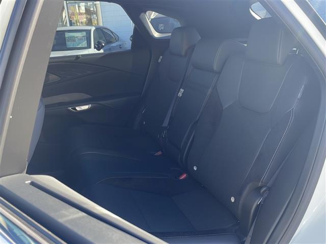 ＲＸ ＲＸ５００ｈ　Ｆスポーツパフォーマンス　１オーナー／パノラマルーフ／ルーフレール／純正１４型ＤＡプラス／パノラミックビュー／ＥＴＣ２．０／デジタルインナーミラー／全席シートベンチレーション／全席パワーシート／パワーバックドア（22枚目）