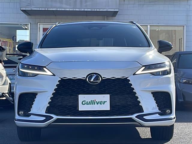 ＲＸ ＲＸ５００ｈ　Ｆスポーツパフォーマンス　１オーナー／パノラマルーフ／ルーフレール／純正１４型ＤＡプラス／パノラミックビュー／ＥＴＣ２．０／デジタルインナーミラー／全席シートベンチレーション／全席パワーシート／パワーバックドア（26枚目）