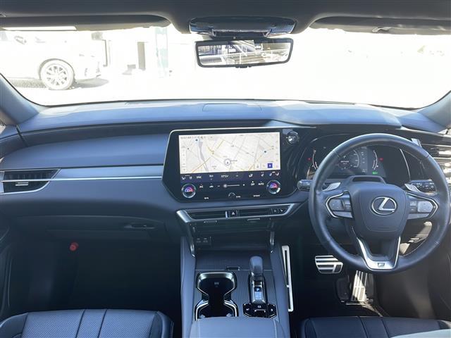 ＲＸ ＲＸ５００ｈ　Ｆスポーツパフォーマンス　１オーナー／パノラマルーフ／ルーフレール／純正１４型ＤＡプラス／パノラミックビュー／ＥＴＣ２．０／デジタルインナーミラー／全席シートベンチレーション／全席パワーシート／パワーバックドア（42枚目）