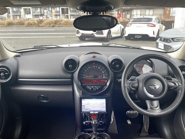 MINI クーパーSD クロスオーバー 社外HDDナビ/フルセグTV/CD/DVD/SD/Bluetooth/Bカメラ/ETC/パドルシフト/ルーフレール/純正18インチAW/プッシュスタート/リモコンキー/スペアキー/フロアマット(2枚目)