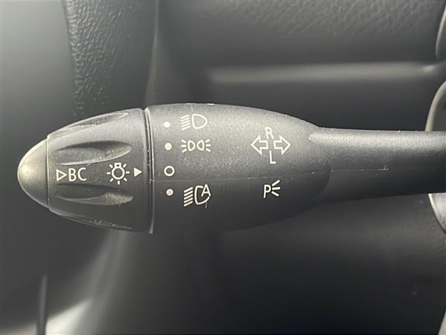 MINI クーパーSD クロスオーバー 社外HDDナビ/フルセグTV/CD/DVD/SD/Bluetooth/Bカメラ/ETC/パドルシフト/ルーフレール/純正18インチAW/プッシュスタート/リモコンキー/スペアキー/フロアマット(13枚目)